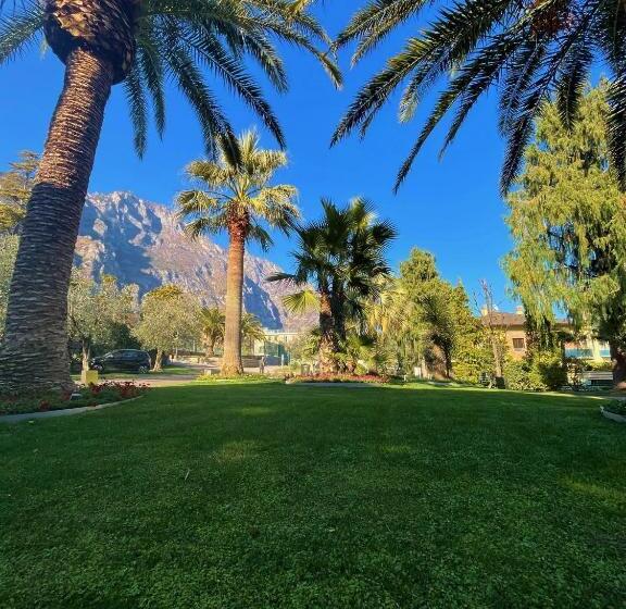 בית מלון כפרי Ideal