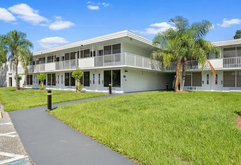 هتل Baymont by Wyndham Orlando Lake Buena Vista South