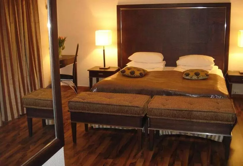 Bergstadens Hotel Og Spa