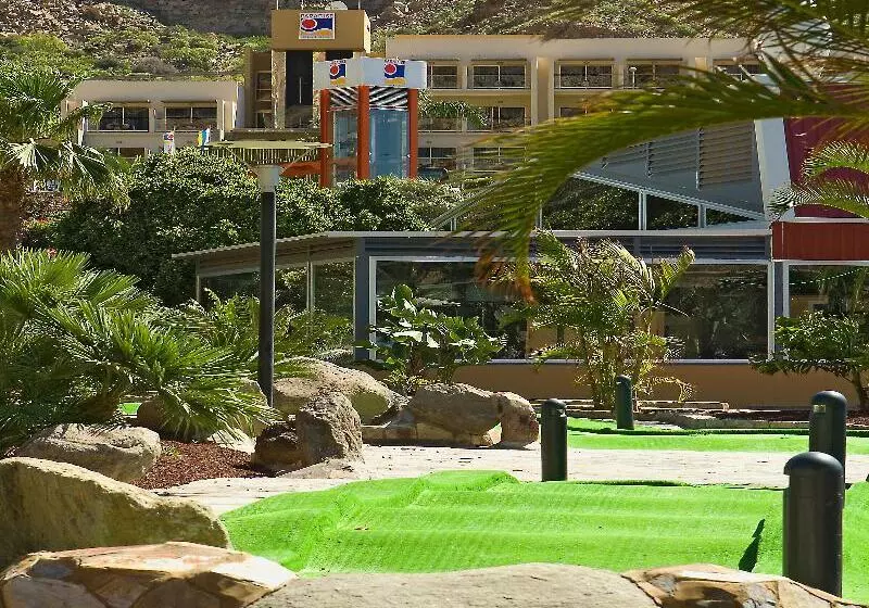 Отель LIVVO Costa Taurito & Aquapark