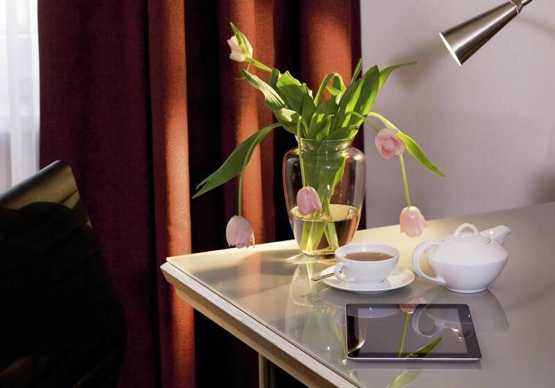 هتل Movenpick S Hertogenbosch