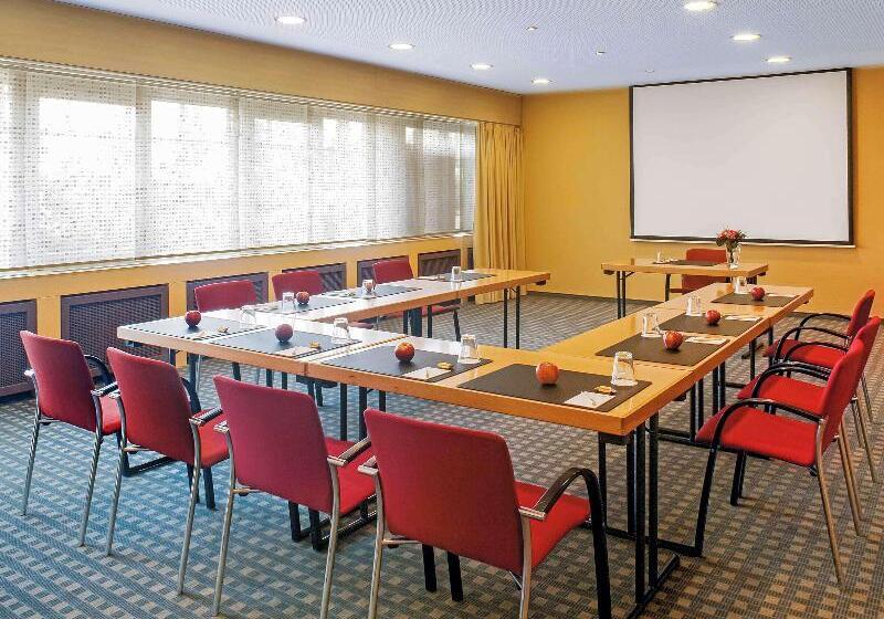 هتل Movenpick S Hertogenbosch