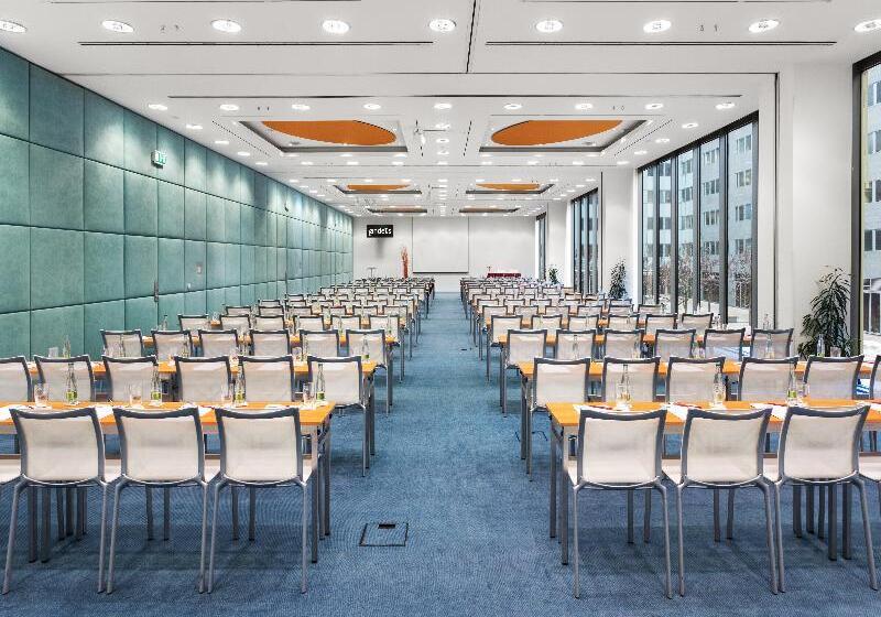 هتل Vienna House by Wyndham Andel's Prague