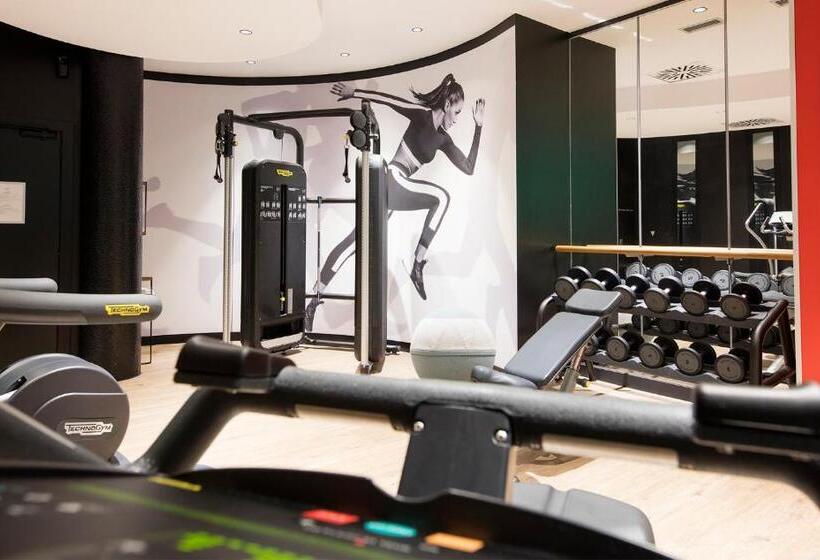 Novotel Barcelona Cornella