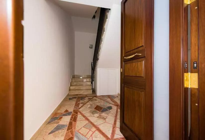 Aamiaismajoitus (B&B) Casa Mariú