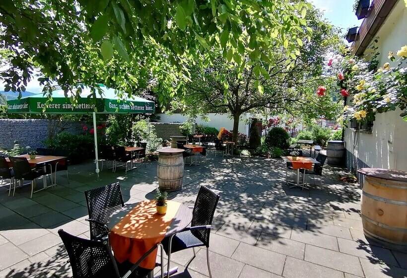 ユースホステル Gasthaus Zur Eiche