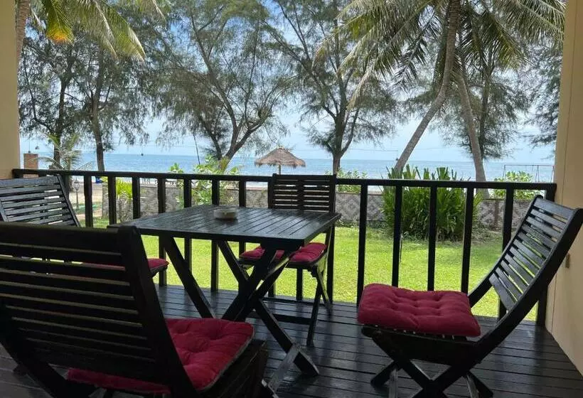 Ao Thai Resort