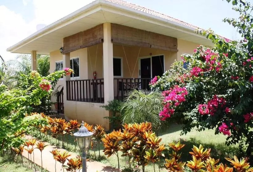 Ao Thai Resort