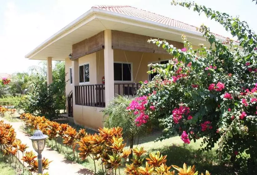 Ao Thai Resort