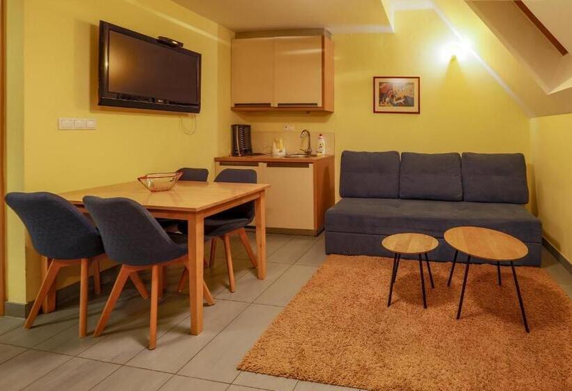 Apartmánový Dom Fatrapark 1 S Wellness Hlavná Recepcia