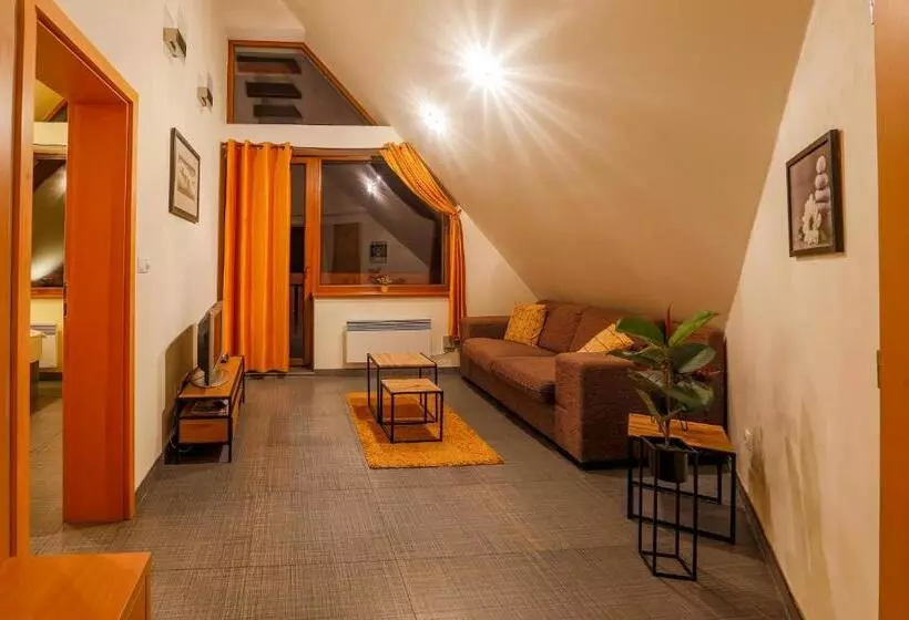 Apartmánový Dom Fatrapark 1 S Wellness Hlavná Recepcia