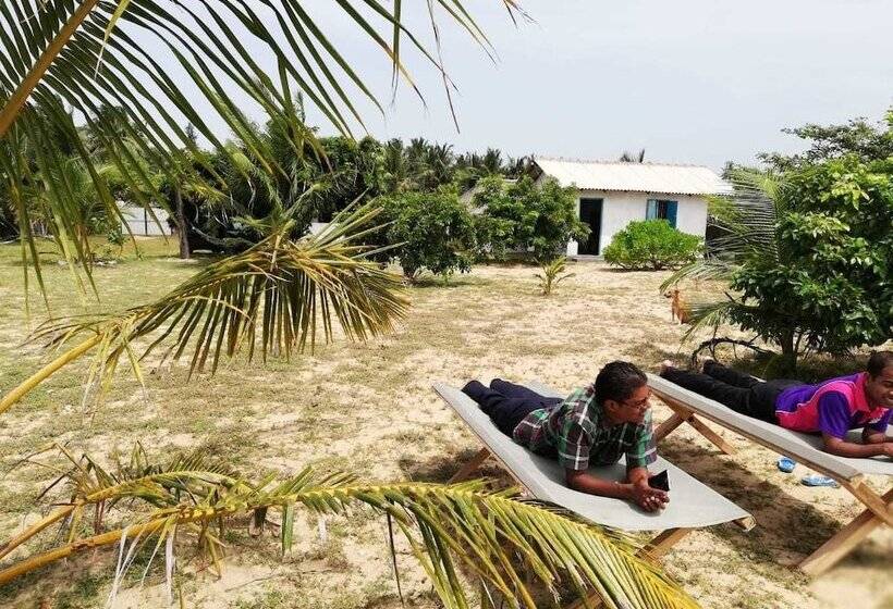 Bed and Breakfast Araliya Villa