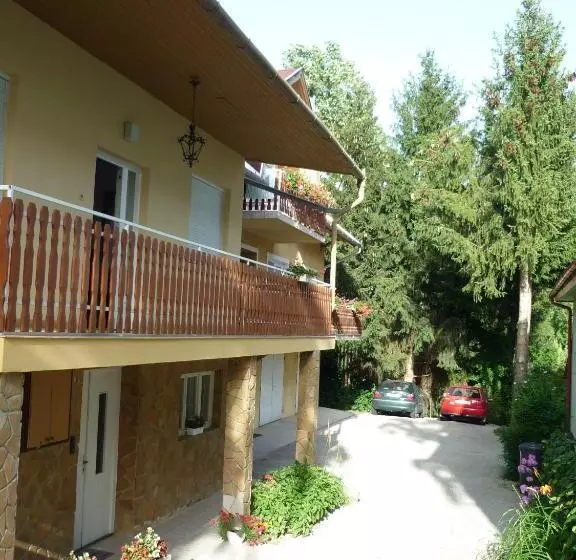 Majatalo Attila Apartmanház