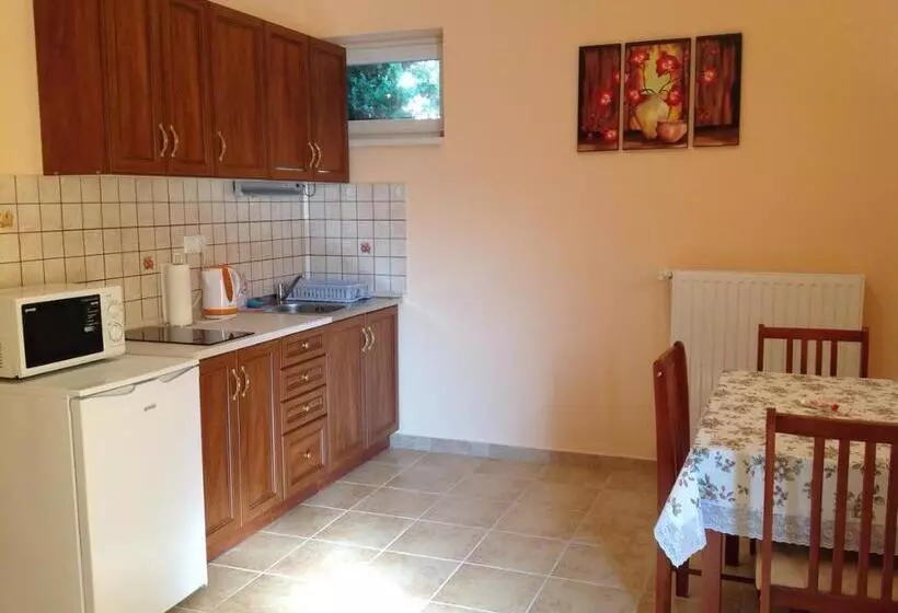 Majatalo Attila Apartmanház