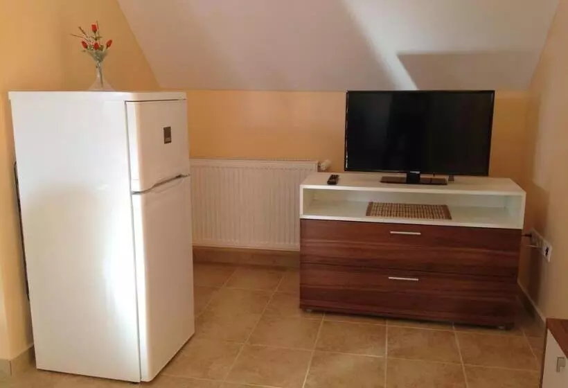 Majatalo Attila Apartmanház