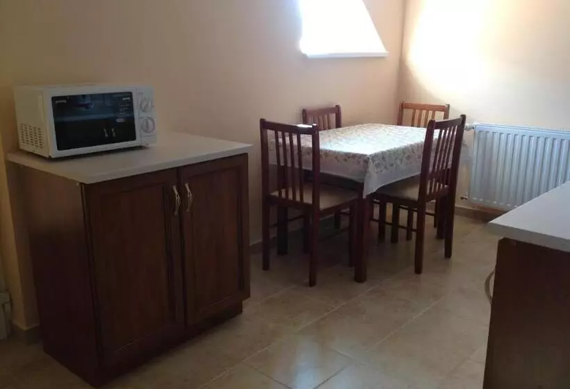 Majatalo Attila Apartmanház