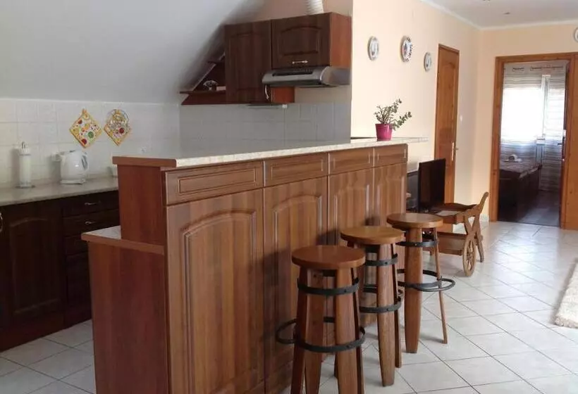 Majatalo Attila Apartmanház