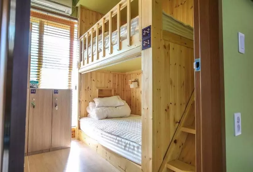 ペンション Gangneung Baugil Guesthouse