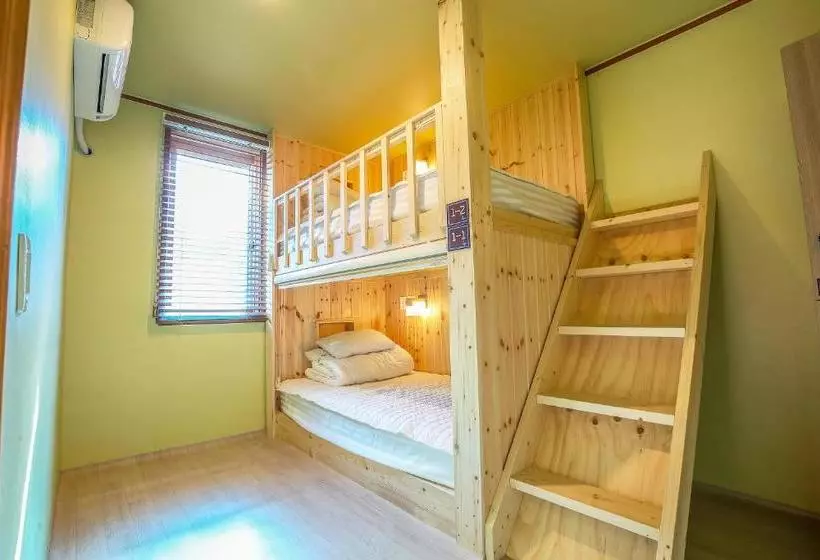 ペンション Gangneung Baugil Guesthouse