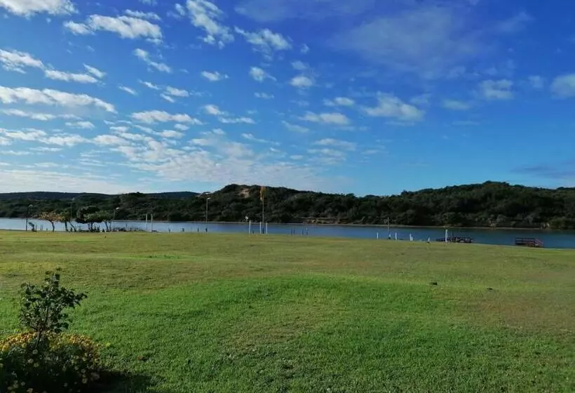 Majatalo Sundays River Mouth Guesthouse