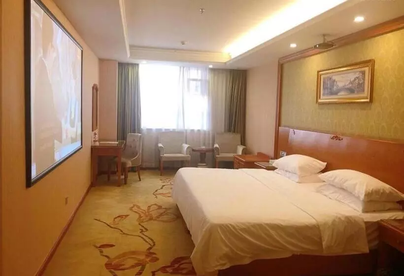 Vienna Hotel Huizhou Chenjiang Avenue