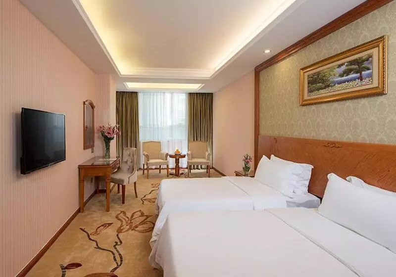 Vienna Hotel Huizhou Chenjiang Avenue