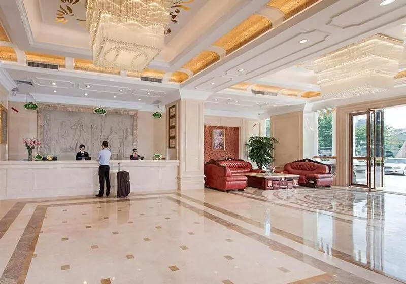 Vienna Hotel Huizhou Chenjiang Avenue