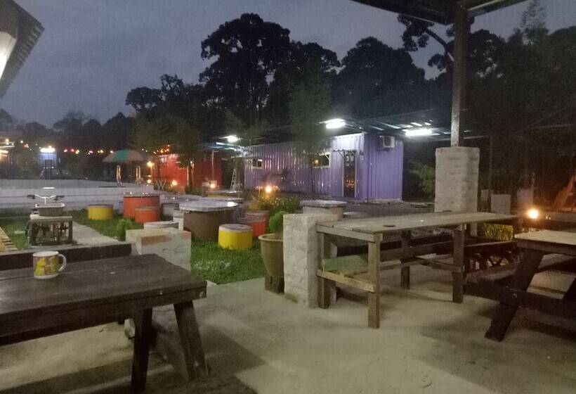 ホテル 5 Stone Cabin Chalet