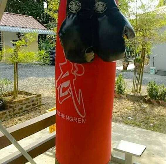 ホテル 5 Stone Cabin Chalet