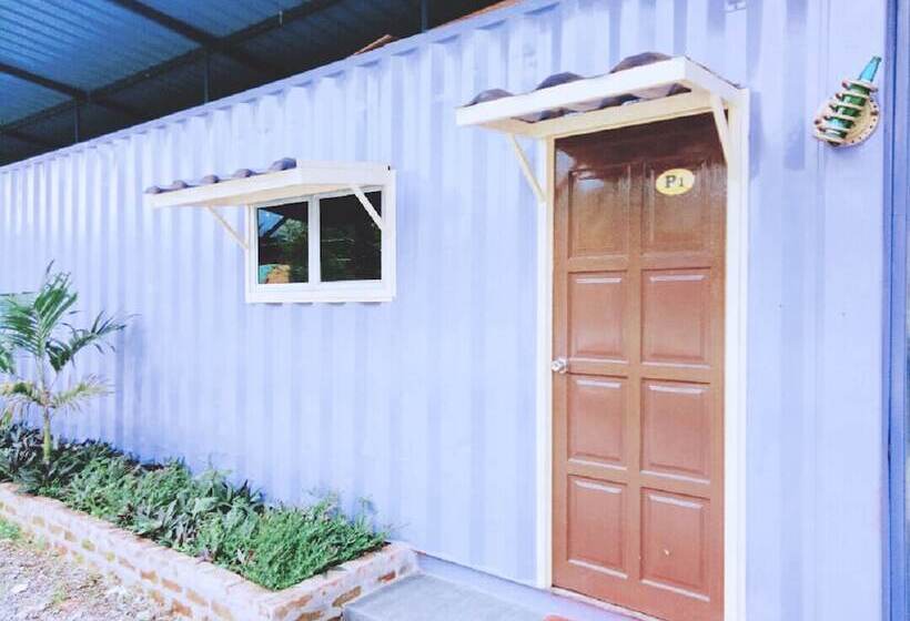 ホテル 5 Stone Cabin Chalet