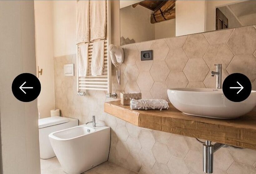 هتل B&b Antico Tralcio