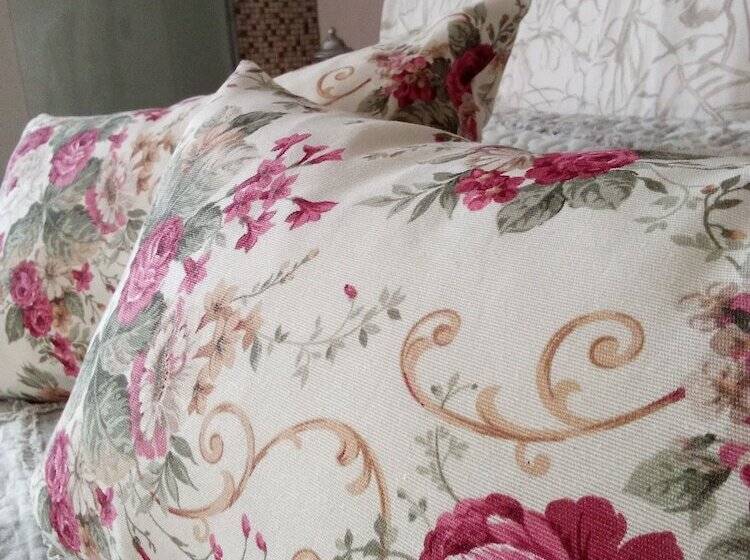 هتل B&b Antico Tralcio