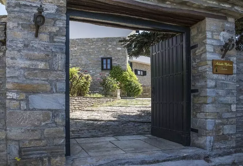 Hotelli Arxontiko Mytilineou   Skretaion