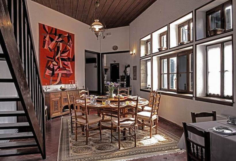 ホテル Arxontiko Mytilineou   Skretaion