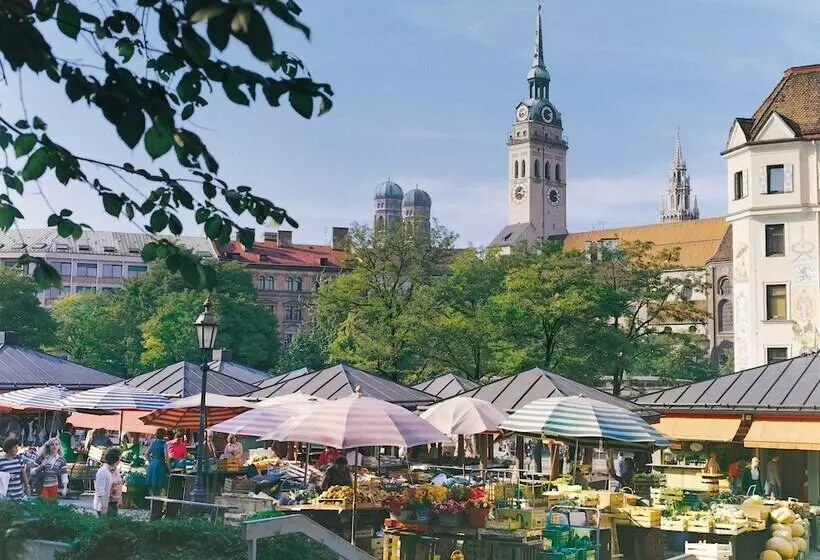 هتل Holiday Inn Express Munich   Olympiapark, An Ihg