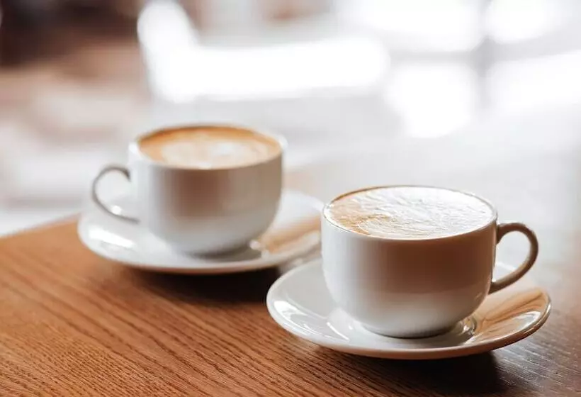 هتل Holiday Inn Express Munich   Olympiapark, An Ihg