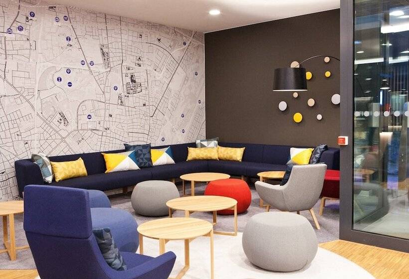 Hotel Holiday Inn Express Munich Olympiapark, An Ihg