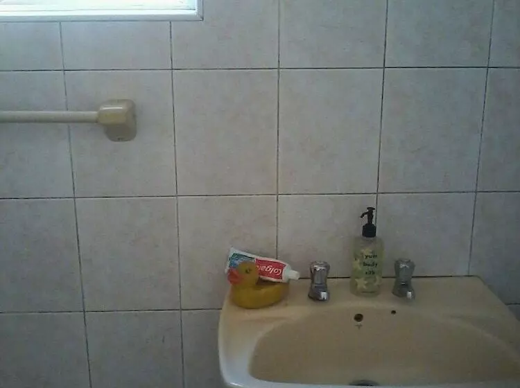 ホテル Jimmyluh Guesthouse