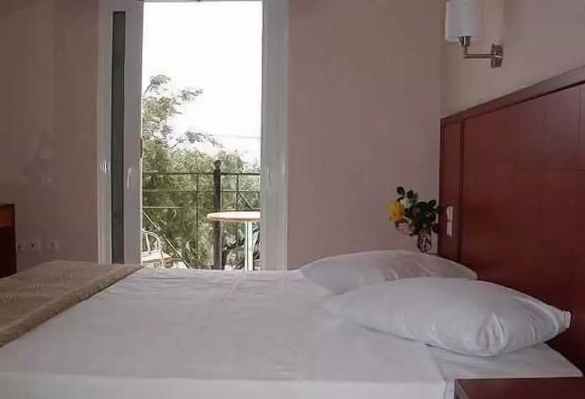 Hôtel Lihas Studios