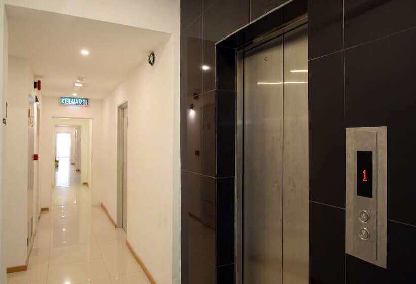 Place2stay Business Hotel Waterfront