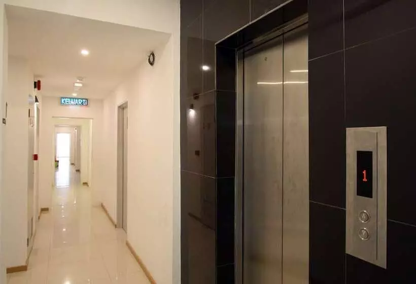 Place2stay Business Hotel   Waterfront