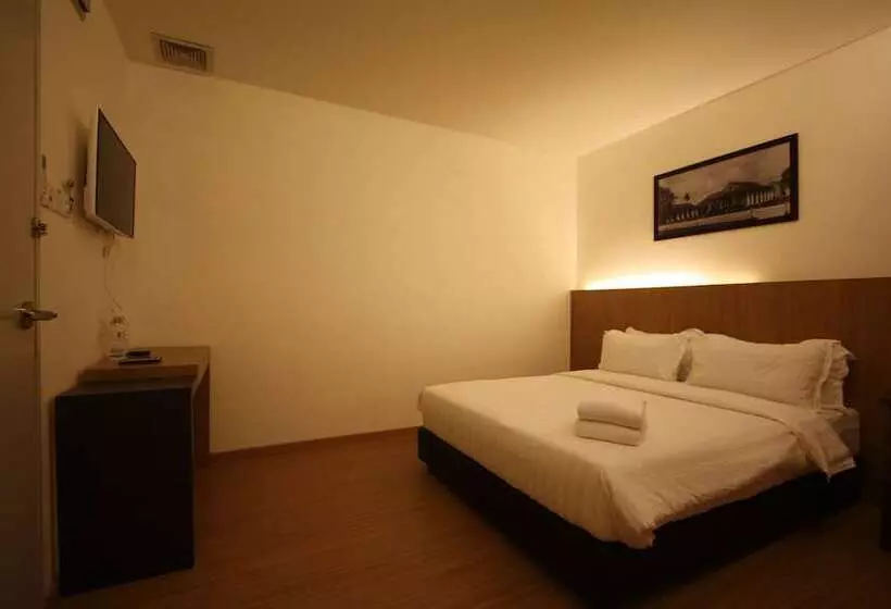 Place2stay Business Hotel   Waterfront