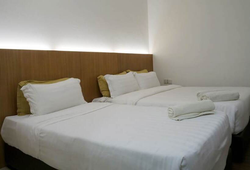 Place2stay Business Hotel Waterfront