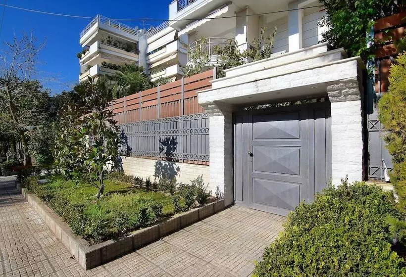 هتل Royal Riviera Residence