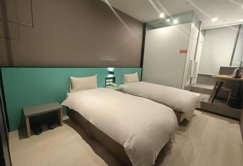 هتل Walker Taoyuan