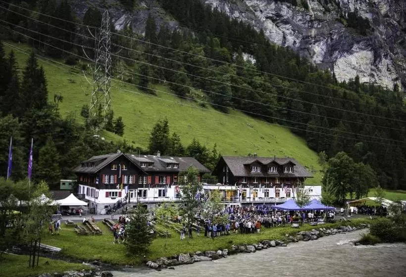 هاستل Kandersteg International Scout Centre