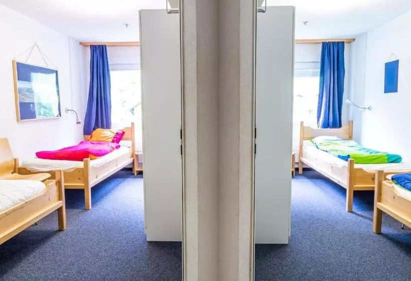 هاستل Kandersteg International Scout Centre