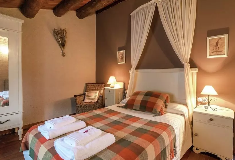 Countryside Cottage In Cambrils With Swimming Pool