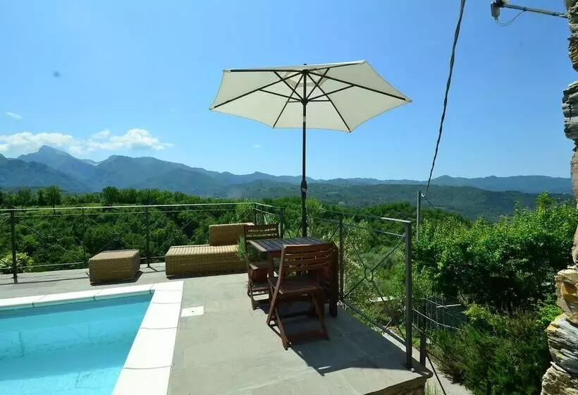 Historic Cottage In Fivizzano With Swimming Pool
