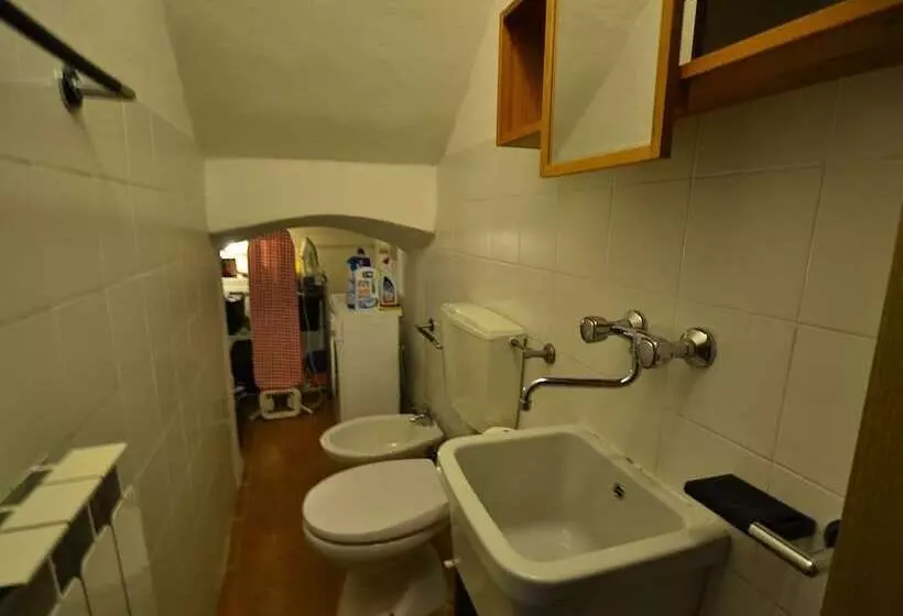 Historic Cottage In Fivizzano With Swimming Pool